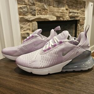 Nike Air Max 270 Grade School Girls' "Doll/Metallic Silver/Rush Fuchsia/White"